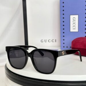 GUCCI GG0715SA High-quality Fashionable Sunglasses Sheet Design