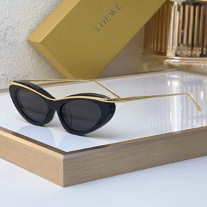 LOEWE LW40166I New High-Quality Fashionable Aesthetically Pleasing Cat-eye Sunglasses Women Men