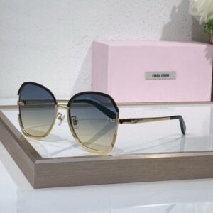 MIU MIU SMU 68WS Fashionable High-quality Sunglasses Classic Versatile Square Frame Super Cool Beautiful Fierce